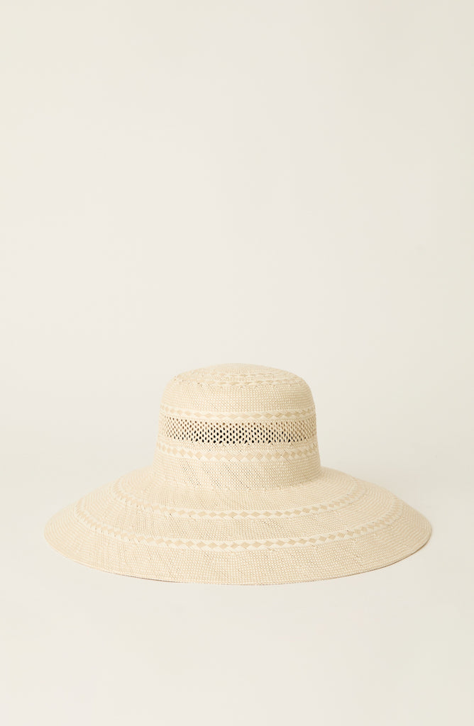 LOLA SISAL CLOCHE